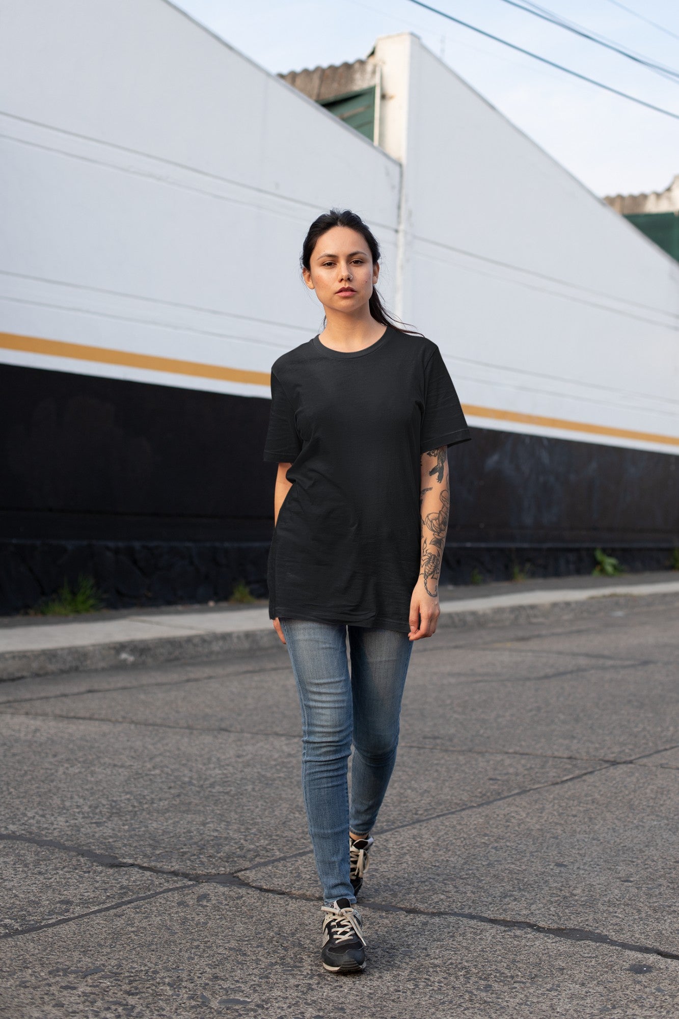 Haavah Essential Women Tee